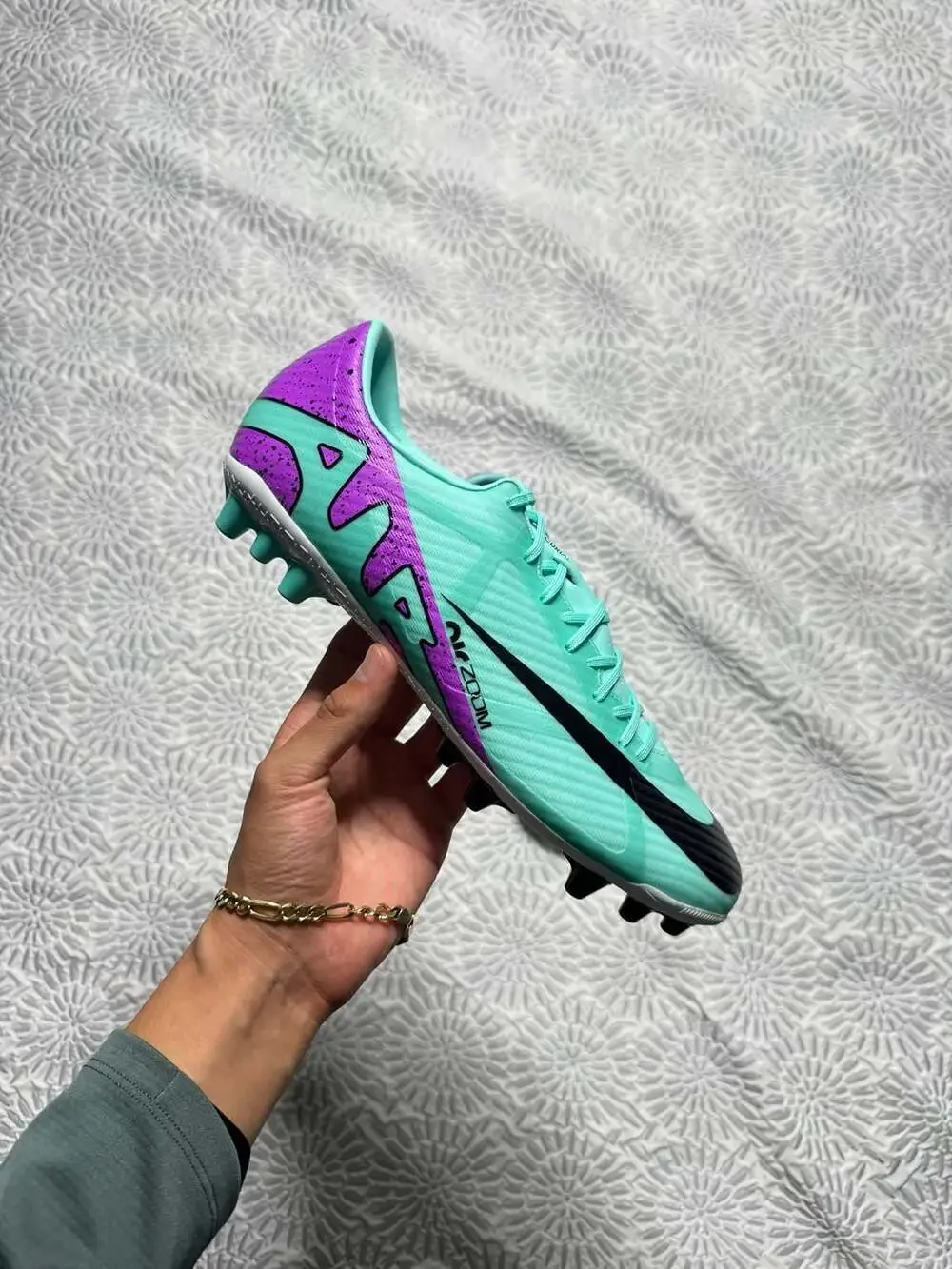 Nike Zoom Mercurial Vapor 15 Academy AG Soccer Cleats 10.5 Men’s DJ5630-300